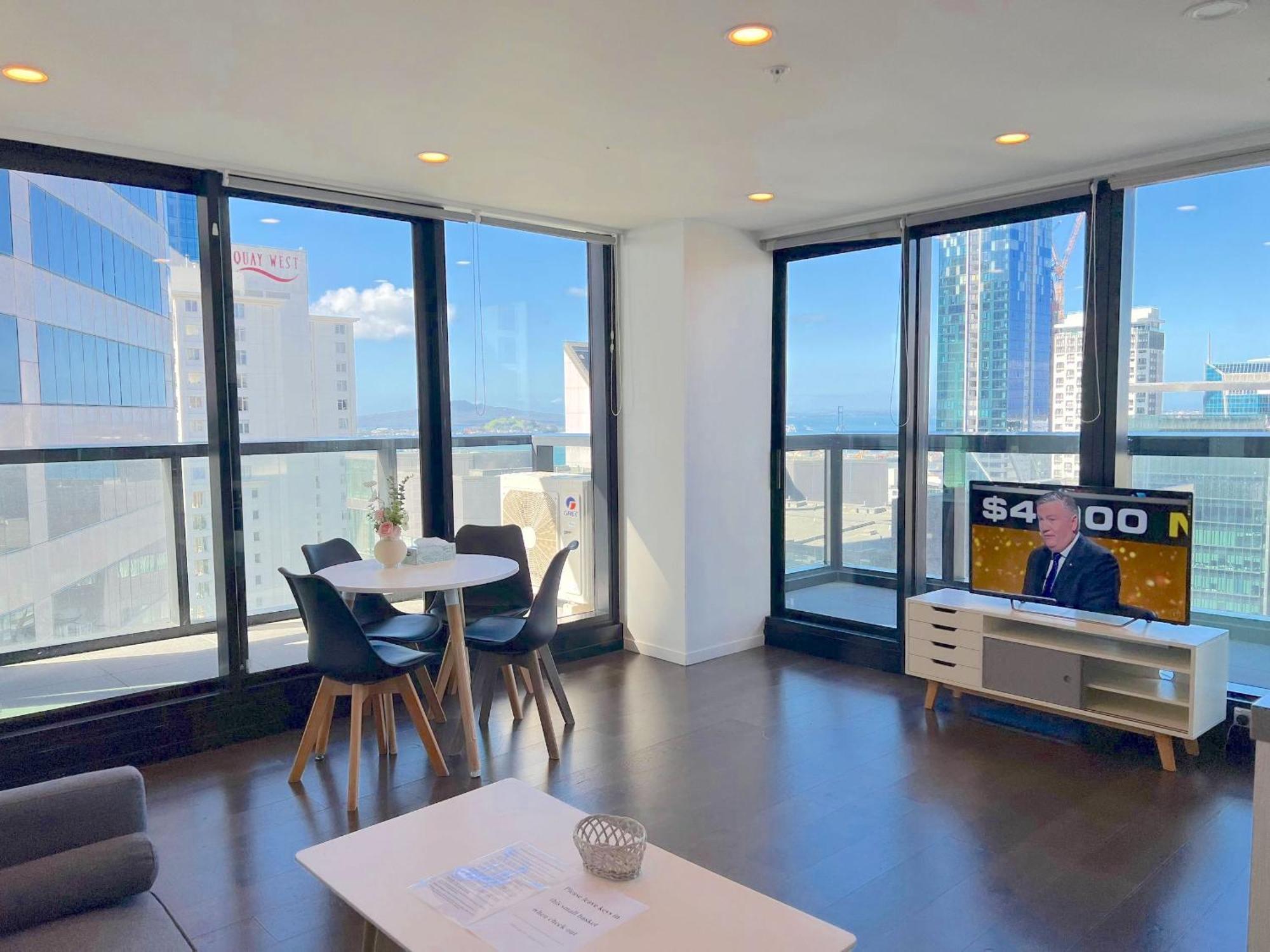 Magnificent Skytower, Sea, Habour View In Cbd Apartment Auckland Exterior photo