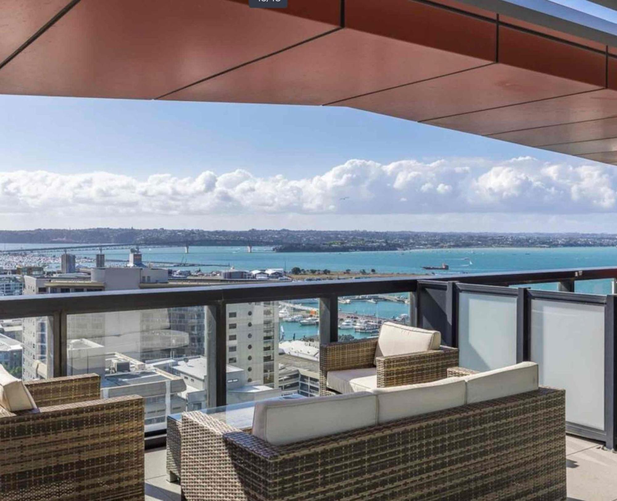 Magnificent Skytower, Sea, Habour View In Cbd Apartment Auckland Exterior photo