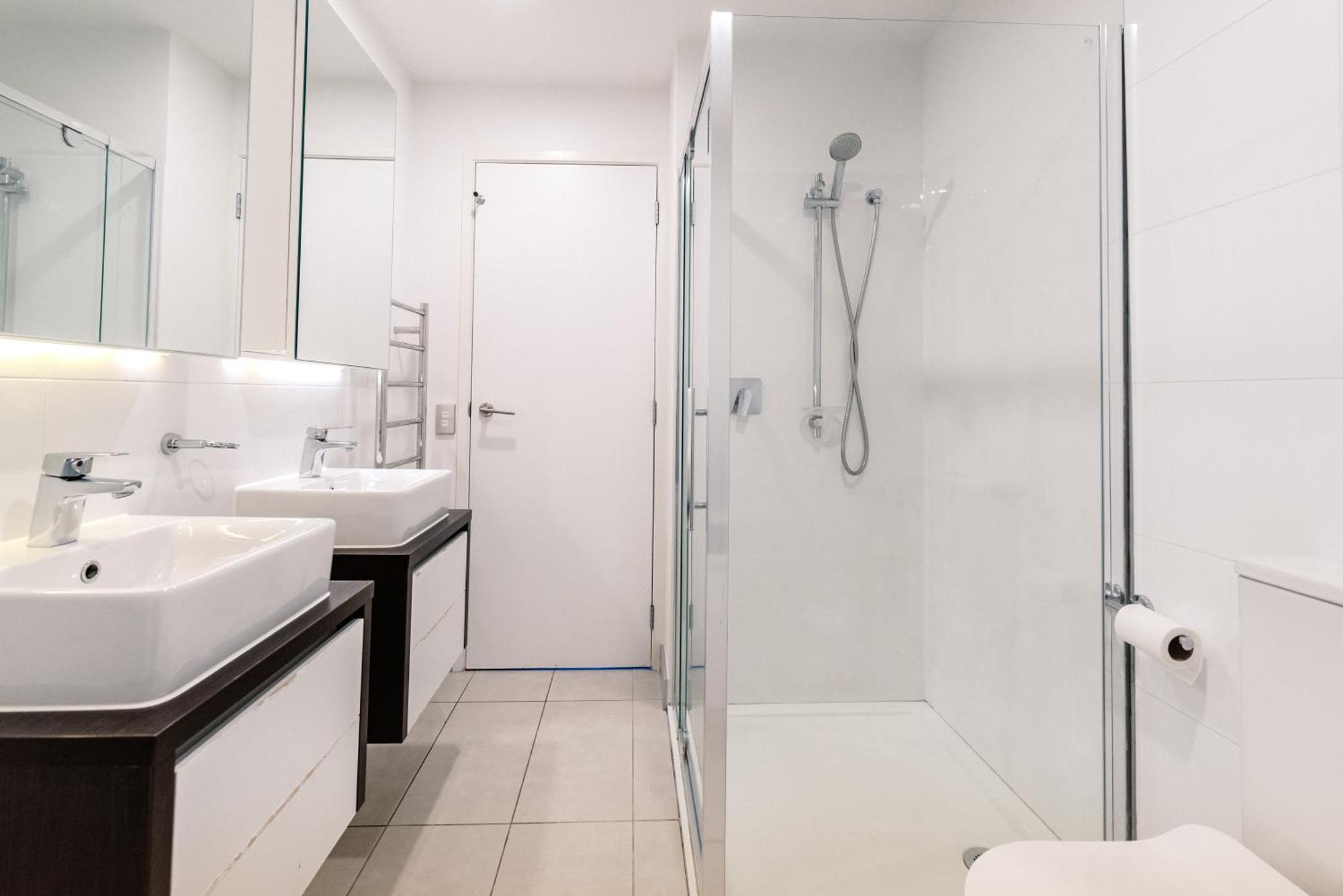 Magnificent Skytower, Sea, Habour View In Cbd Apartment Auckland Exterior photo